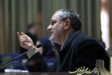 احمد مسجدجامعی در جلسه امروز شورای شهر تهران عنوان کرد:11-191 نصب تابلوهای راهنما برای حوزه های فرهنگی دشوار و پر هزینه نیست